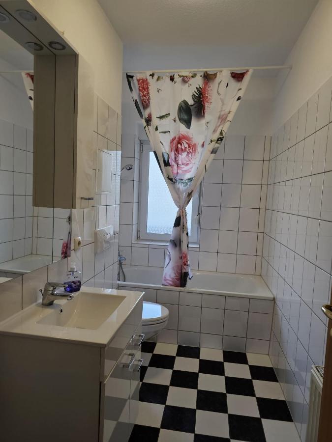 Kaethe-Kollwitz-Strasse 54, F2 Daire Altenburg Dış mekan fotoğraf