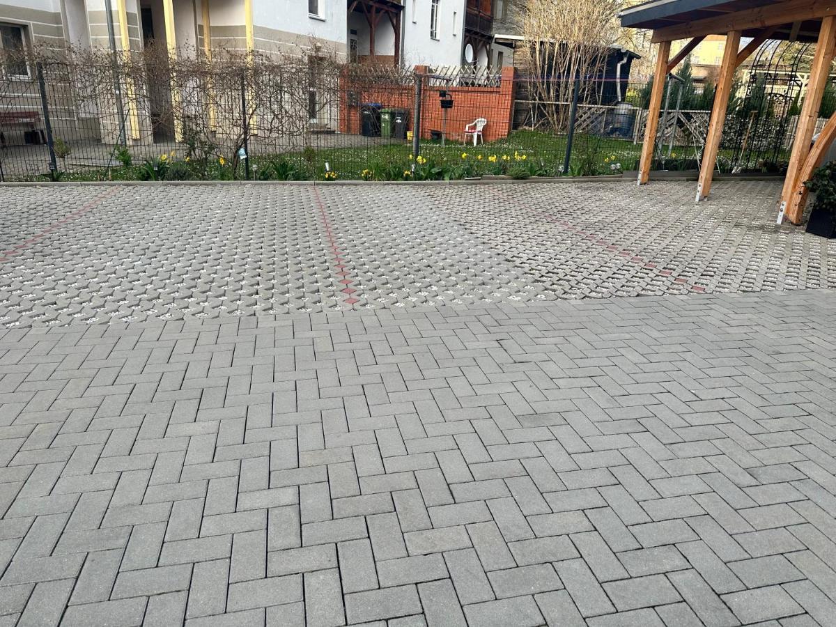 Kaethe-Kollwitz-Strasse 54, F2 Daire Altenburg Dış mekan fotoğraf